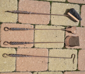 KRBOVÉ NÁŘADÍ ručně kované - 2