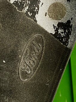 Spoiler pod přední nárazník pro Ford Transit MK8 - 2