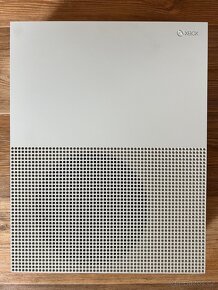 Xbox One S - 2