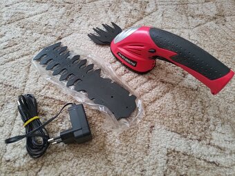 Nůžky na trávu Avenberg - 2