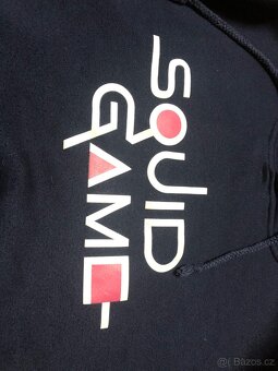 Mikina Squit Game velikost M - 2