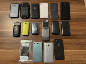 MIX starých mobilů - 2
