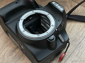 Nikon d3200 + vybavení - 2