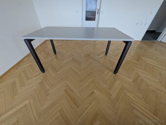 Psací / jídelní stůl - 2