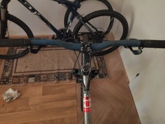 Horské kola gt a rockmacine - 2