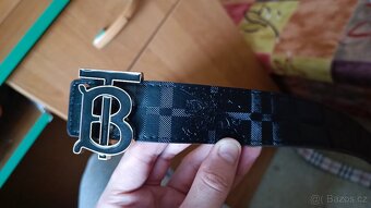 Burberry pásek - 2