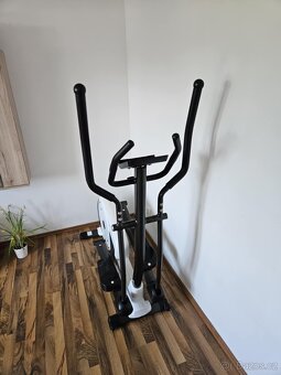 Prodám Eliptický trenažér - Housefit Motio 70 - 2