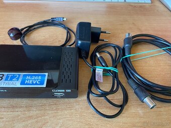 Daruji set top box EMOS EM190-S včetně DO - 2