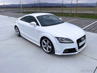 Audi TT 2.0TDi S-Line Quattro ANGLIČAN - 2