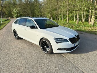 Škoda Superb Combi 2.0 TDI 110kW Laurin & Klement - 2