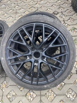 Alu kola 5x112 R18 - 2