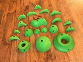 Nové lezecké chyty THEREX Boulder set - 19 kusů - 2