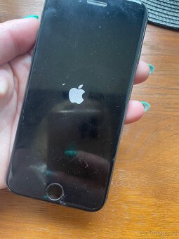 iPhone 8 - 2