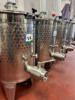 VINIFIKÁTORY 120L - 2