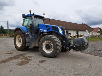 New Holland T8.330 - 2