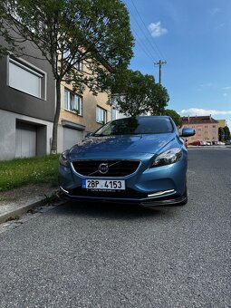 Volvo V40 D2, servis Volvo, nezávislé topení, panorama - 2