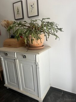Stylová vintage skříň/komoda - masiv - 2