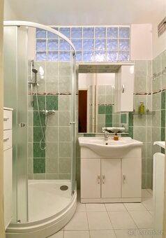 Prodej bytu, 3+1, 72 m2, Plzeň, Školní ulice - 2