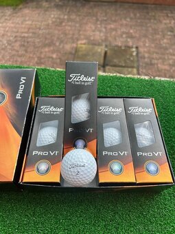 NOVÉ Titleist Pro V1 - 2