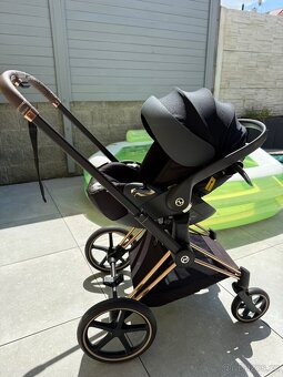 Prodám autosedačku Cybex Cloud Z i-Size – Jeremy Scott Wings - 2