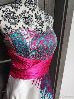 Saténové barevné dlouhé šaty vel. 38 - 2