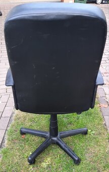 Kancelářské křeslo - 2