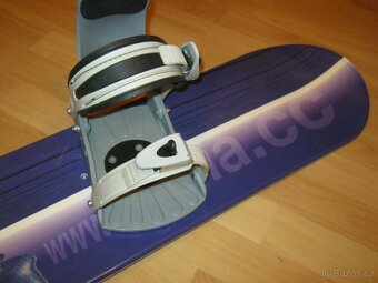 Snowboard junior,délka 126 cm +vázání . - 2