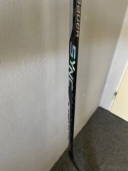 Nová kompozitová hokejka BAUER SYNC - 2