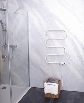 Prodám závěsný/stojíci elektrický sušák ručníků, výkon 100W - 2