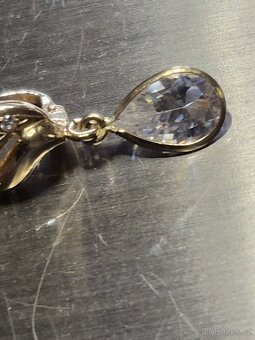 Zlate nausnice 18kr - 2