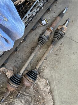 Převodovka Ford transit 2.0 rv2003 - 2