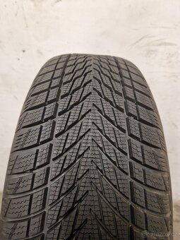 235/55/17 GOODYEAR ULTRAGRIP PERFORMANCE 3 - 2