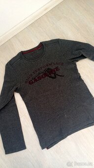 Chlapecká trička vel. S - 2