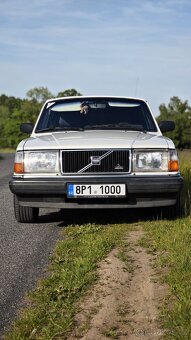 Volvo 240 - 2