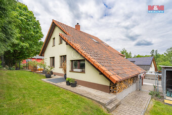 Prodej rodinného domu, 130 m², Kamenice, ul. Lomená - 2
