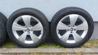 Alu kola 5x112 r17 originál Škoda Superb 3 Triton - 2