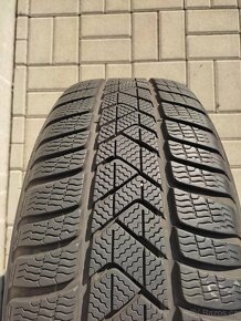 17" Originalni zimni kola vzor V236 BMW 5 F10 - 2