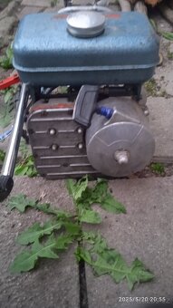 Retro lodní motor Timler. - 2
