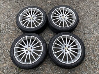 Alu orig letni sada Alfa Romeo 5x98 7J ET40,5 215/45 R17 - 2