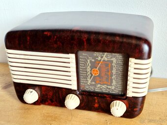 Staré rádio Tesla Talisman 306U - 2
