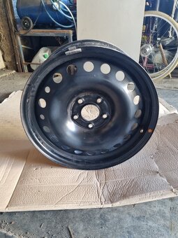Prodám disky na Hyundai Tucson - 2