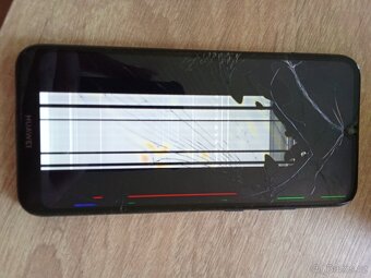 Prodej mobilního telefonu Huawei Y6s - 2