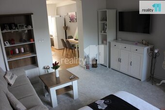 Pronájem pěkného bytu 1+1 svárov 37 m2 po rekonstrukci - 2