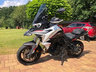 Benelli 702 trk ,rv.2024 - 2