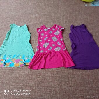Šaty, plavky ,kraťase  vel.134-146 - 2