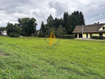 Prodej stavebního pozemku o CP 2510 m2 v oblíbené obci Horní - 2