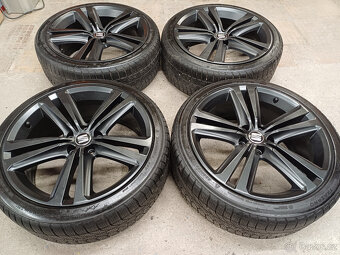 zimní alu sada 225/40/19 - 2