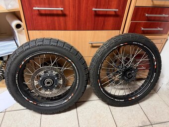 Kola KTM ADVENTURE 790R, 890R - 2