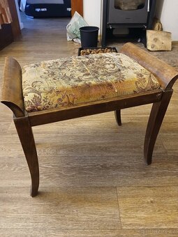 Starozitny nabytek - 2