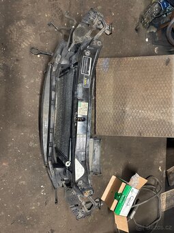 Octavia 2 hladinová stěna - 2